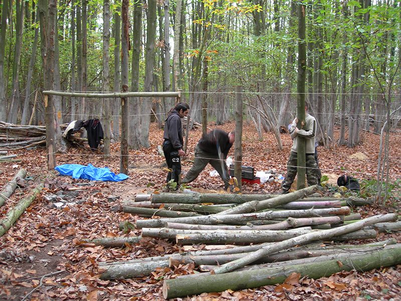 paintball-atomik-story-fort-construction